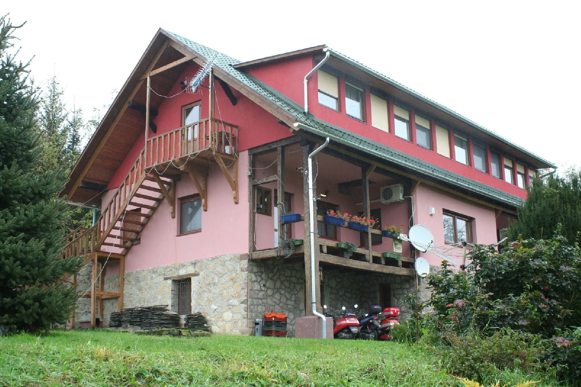 Gadányi Vendégház és Lovarda